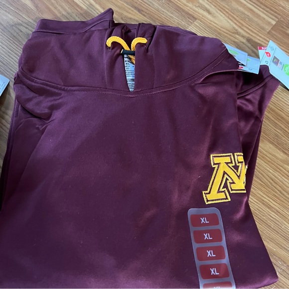 NWT Champion MN Gophers hoodie - Picture 9 of 9
